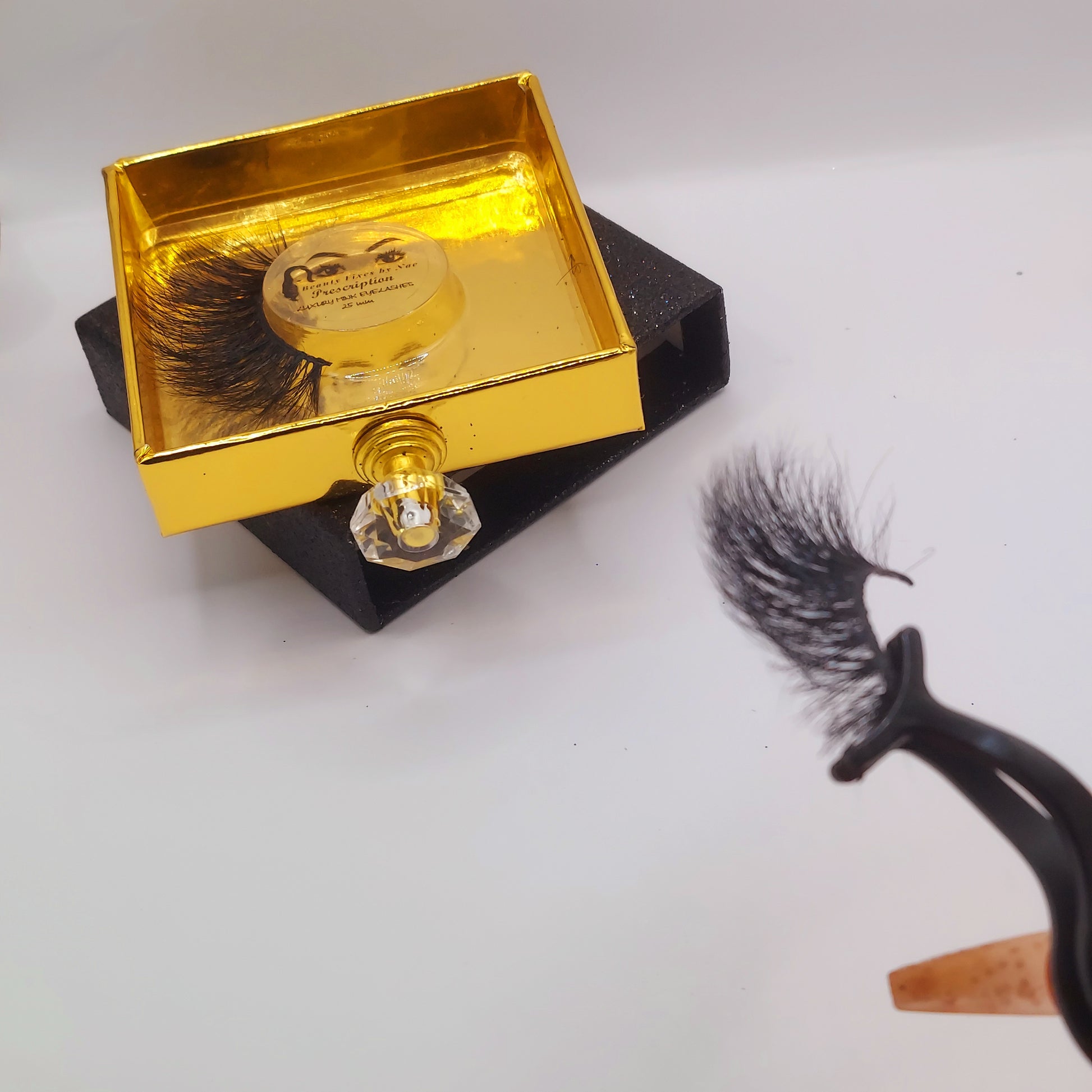 Luxury Mink Eyelashes - Beauty Fixes by Nae