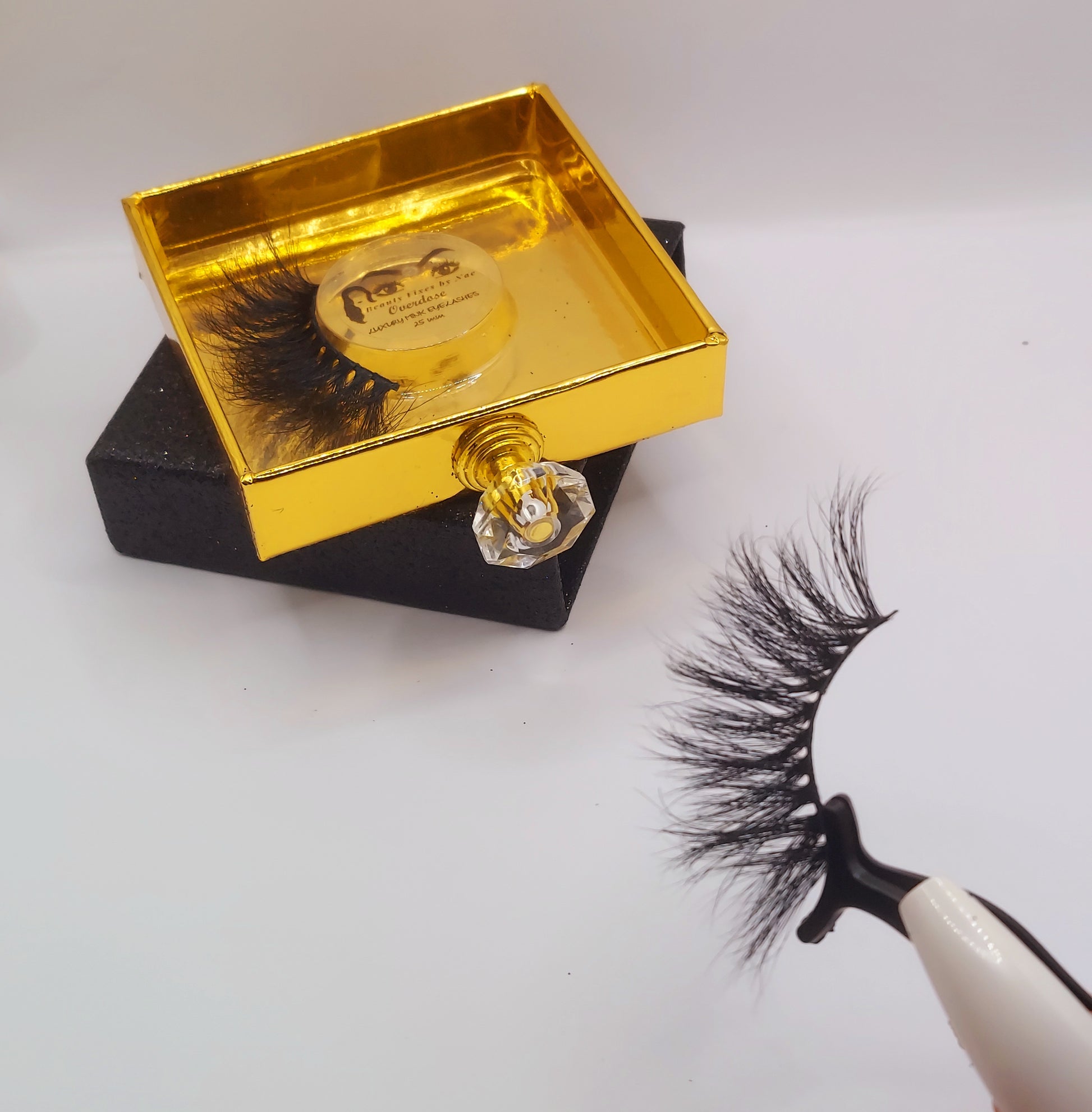 Luxury Mink Eyelashes - Beauty Fixes by Nae