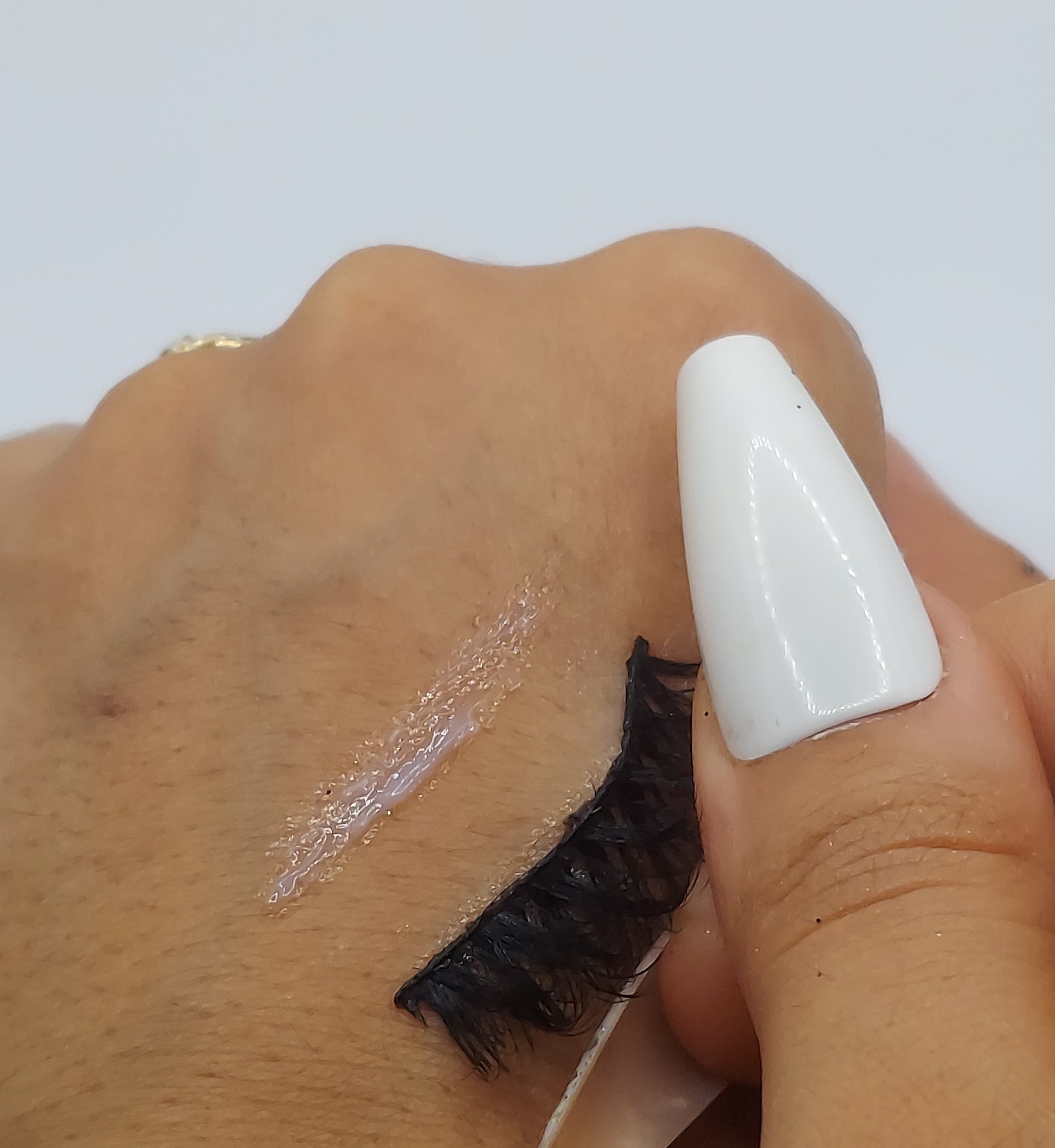 Eyelash Adhesive - Beauty Fixes by Nae